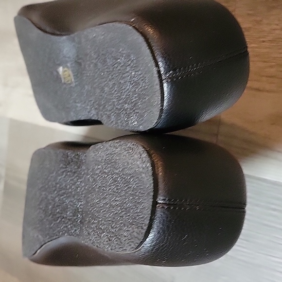 Coconuts by Matisse bella clogs, black, size 9,  like new. - Picture 7 of 10